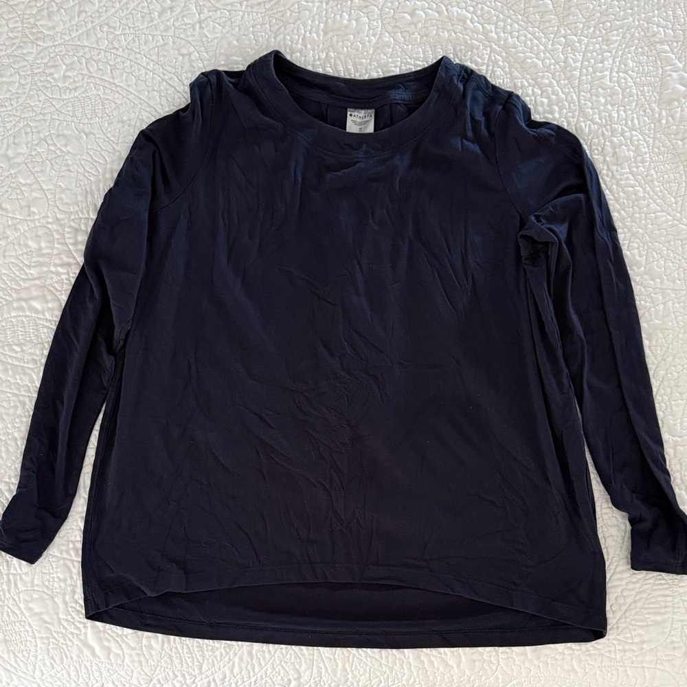 Athleta Navy Blue Women’s Long Sleeve Shirt